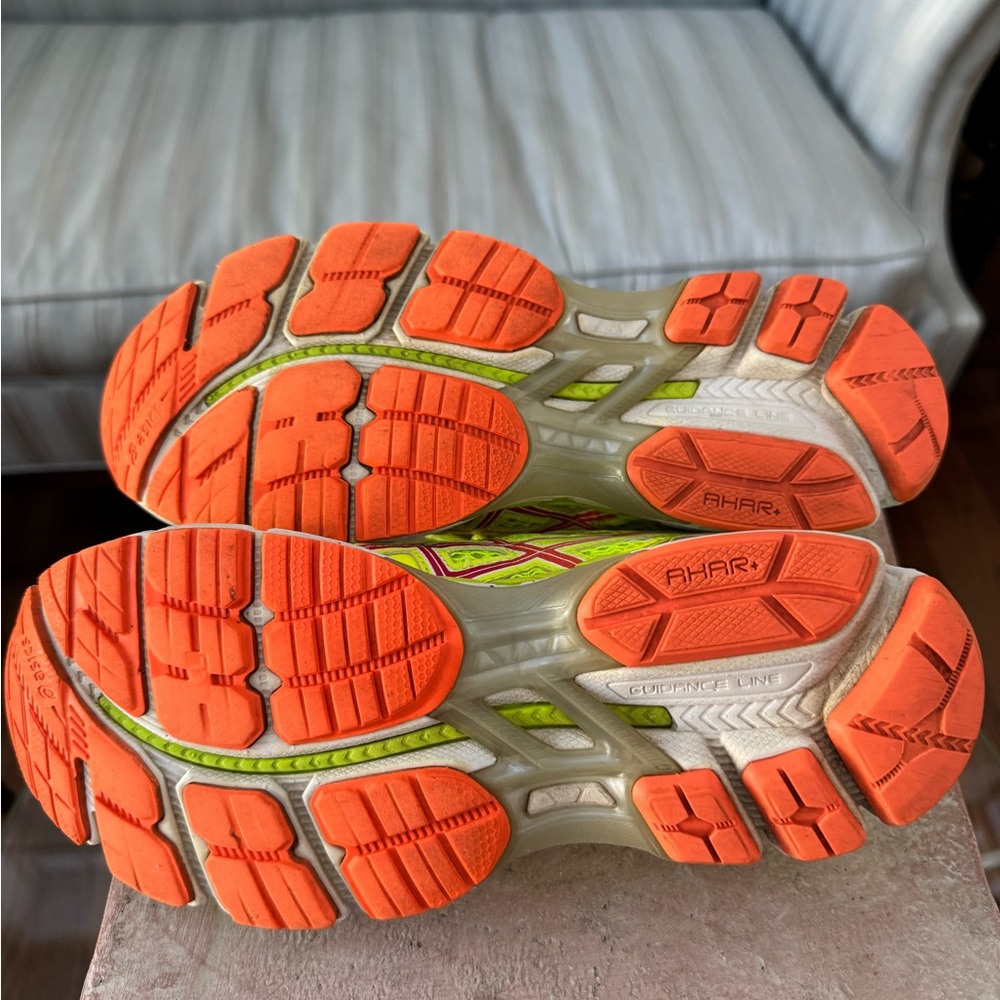 ASICS GT-2000 run-in shoe - size 6 1/2 - GUC - Picture 5 of 11